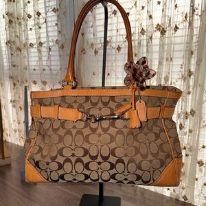 Vintage Coach Hamptons Signature Satchel